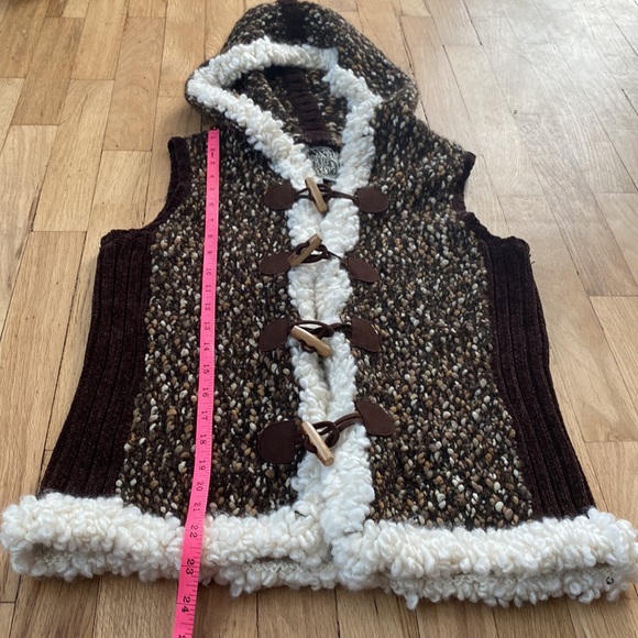 Vintage Curio Boucle Wool Blend Hooded Vest - Picture 7 of 11